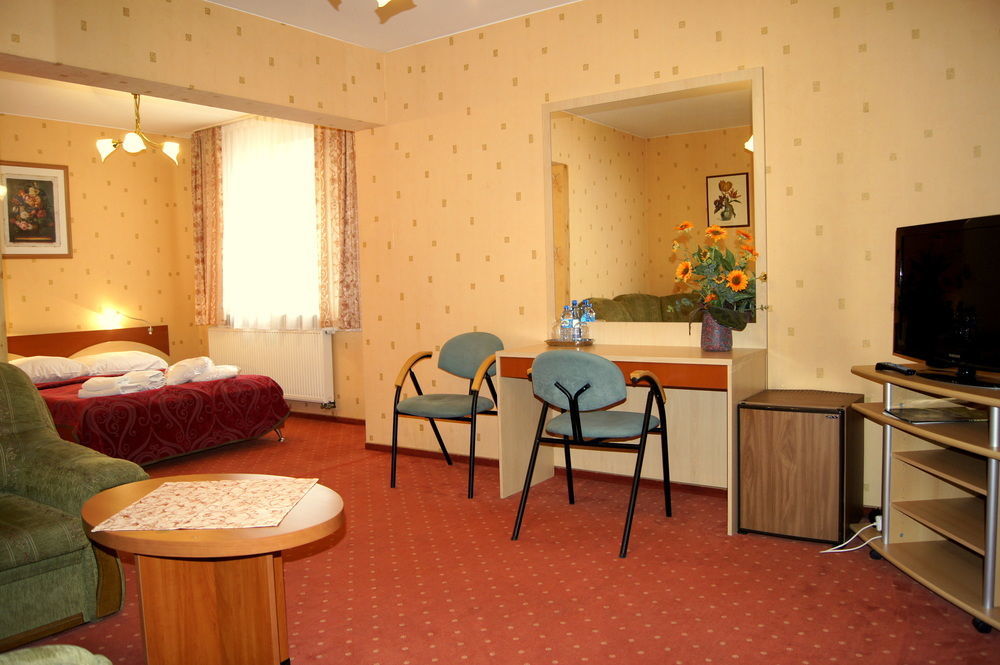 Hotel Pod Lipami Bystra  Exterior foto