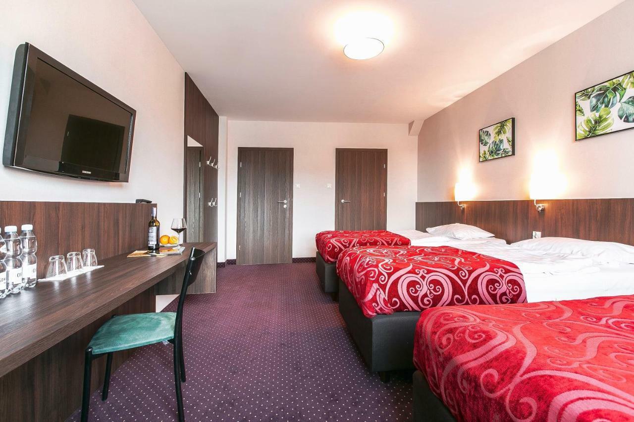 Hotel Pod Lipami Bystra  Exterior foto